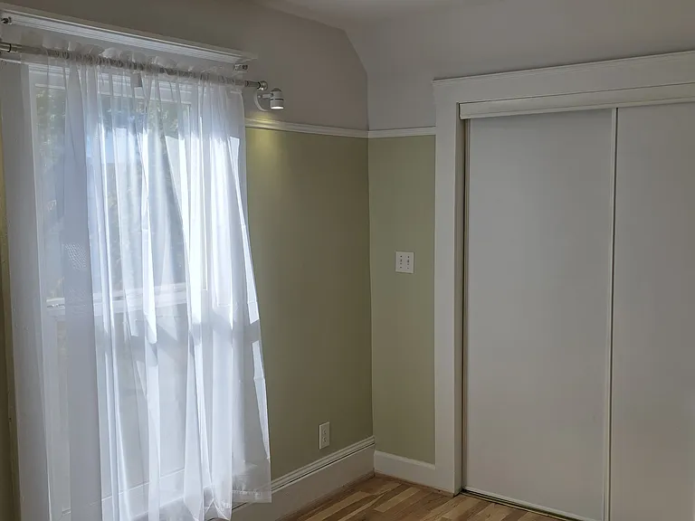 7458 N Jordan Ave #B — Photo 39
