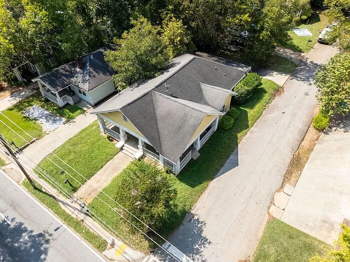 1035 Moreland Ave SE