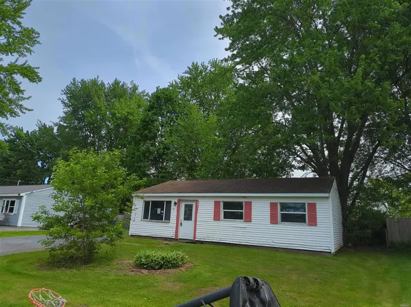 7898 Rinaldo Blvd W, Bridgeport, NY 13030
