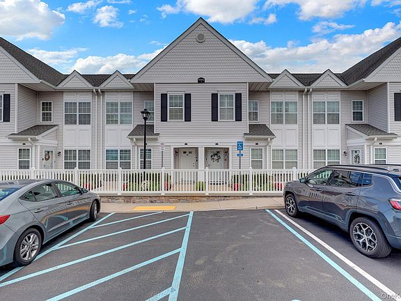 2nd image of 41 Spring Drive