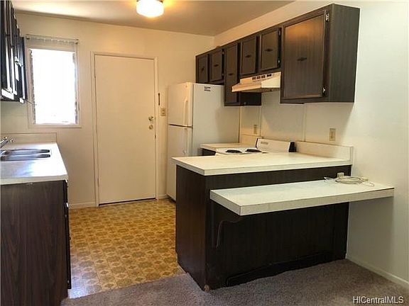 2nd image of 98-1391 Hinu Pl APT F