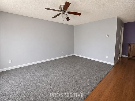 5th image of 215 Maple St