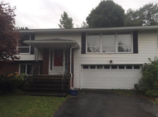 4873 Broad Rd, Syracuse, NY 13215