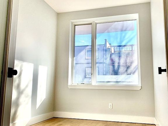 5th image of 34 Belvidere St #2D
