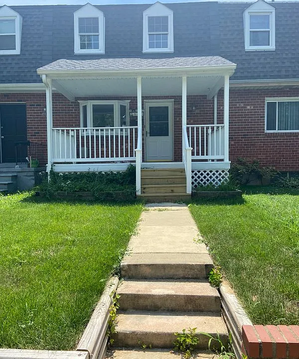 640 Kingston Rd