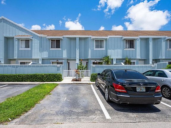 2nd image of 6254 Riverwalk Ln #5