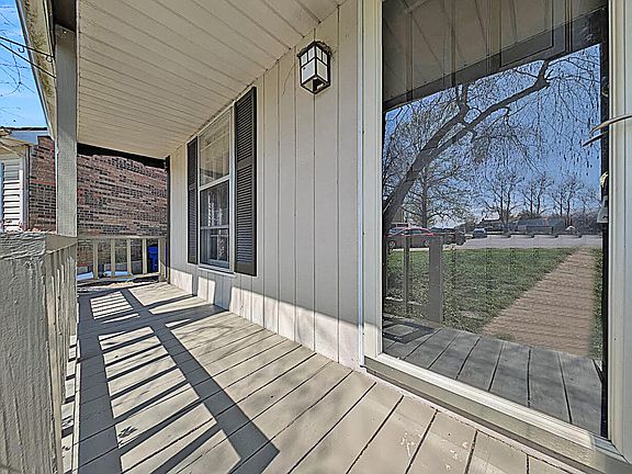 3rd image of 1006 Trent Blvd