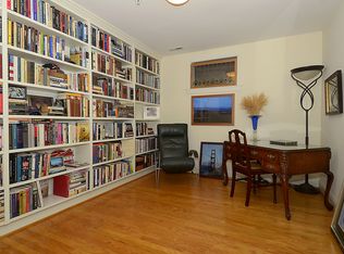 1832 Swann St NW APT A, Washington, DC 20009