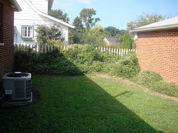 MIDGARD EXTERIOR BACKYARD 1