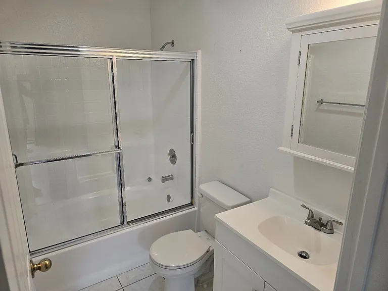 2045 Burton St #51 — Photo 17