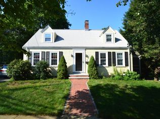 10 Country Rd #10, Chestnut Hill, MA 02467
