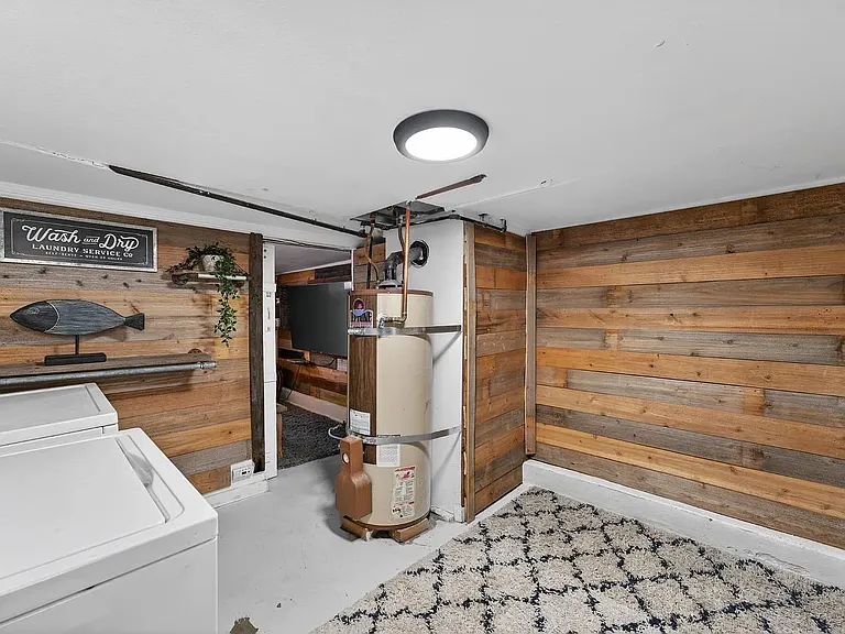 815 Oak St — Photo 22