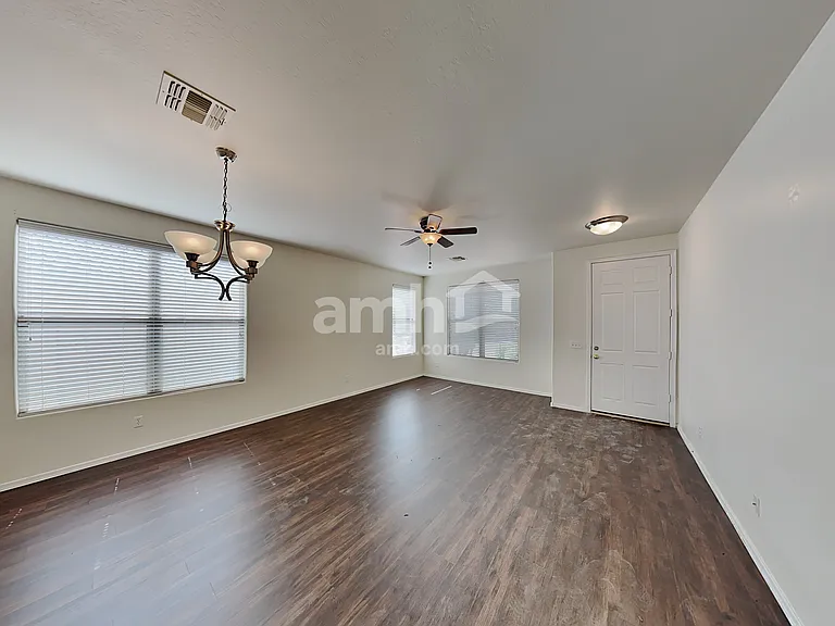 2363 E Omega Dr — Photo 12