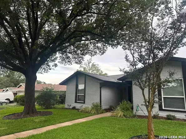 121 ANDORRA DR, Universal City, TX 78148