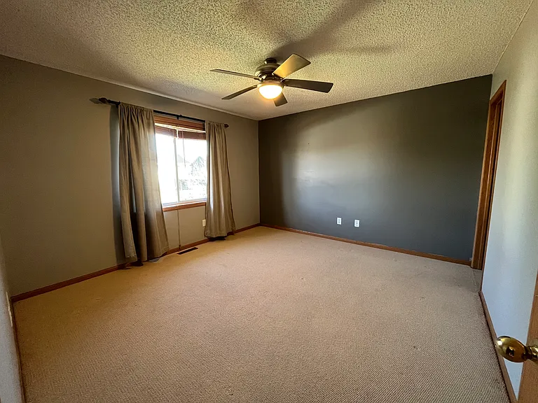 817 Jack Russell Ave — Photo 9