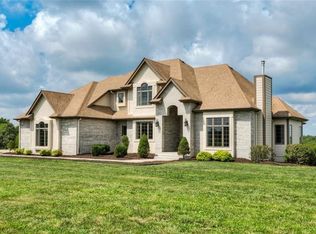 8939 Dubuque St, Norwalk, IA 50211