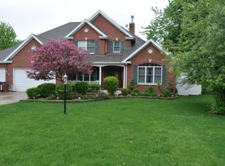 15W104 Concord St, Elmhurst, IL 60126