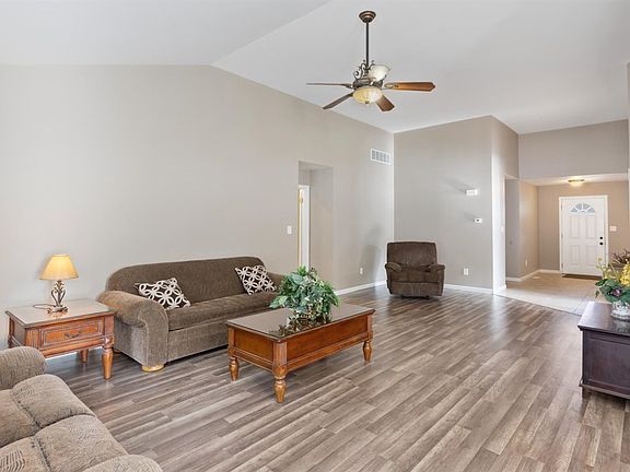 5th image of 12299 W 83rd Pl