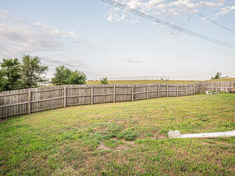 2517 Elm Creek Dr — Photo 30