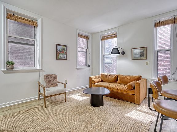 5th image of 19 N 4th St APT 4