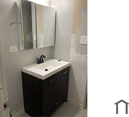 1st image of 5139 S Wabash Ave #2