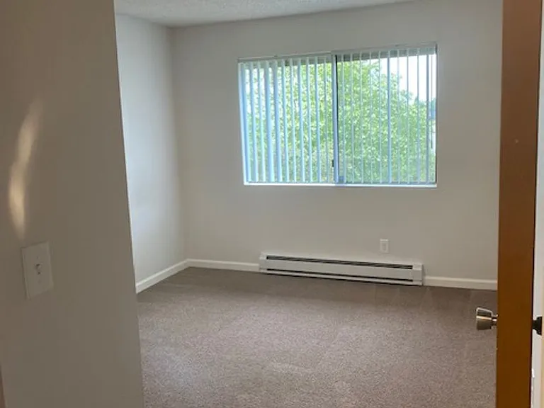 Summerhill Apartments — Photo 25