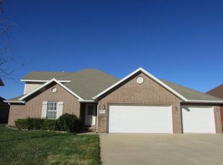 287 E Sequoia St, Republic, MO 65738