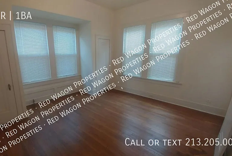 411 W Mistletoe Ave #411 — Photo 15