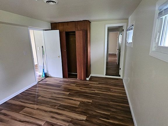 3rd image of 1850 Hays Ln APT 2