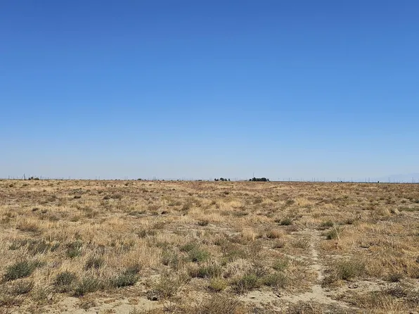 148th St W, Rosamond, CA 93560