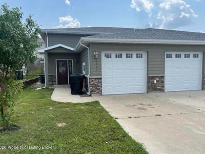 1239 24th St W, Dickinson, ND, 58601