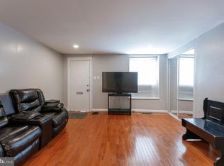 108 Roxborough Ave, Philadelphia, PA 19127