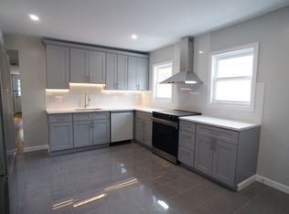 419-421 Furnace Brook Pkwy #3, Quincy, MA 02170