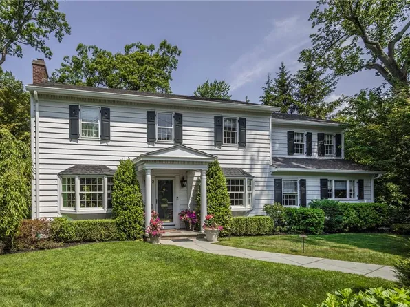 2 Studio Lane, Bronxville, NY 10708