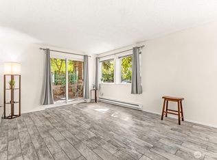 5912 California Ave SW APT 102, Seattle, WA 98136
