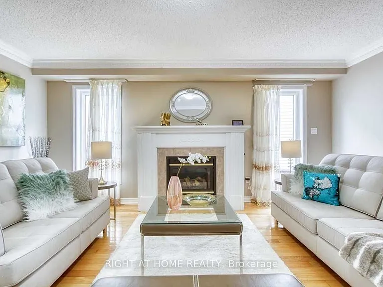 636 Ormond Dr #MAIN FL — Photo 4