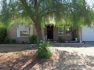 2920 N Adoline Ave, Fresno, CA 93705