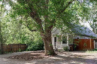 406 Spring St — Photo 14