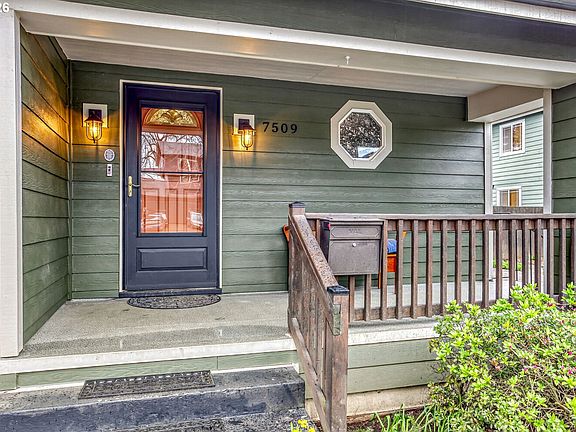 3rd image of 7509 SE 51st Ave