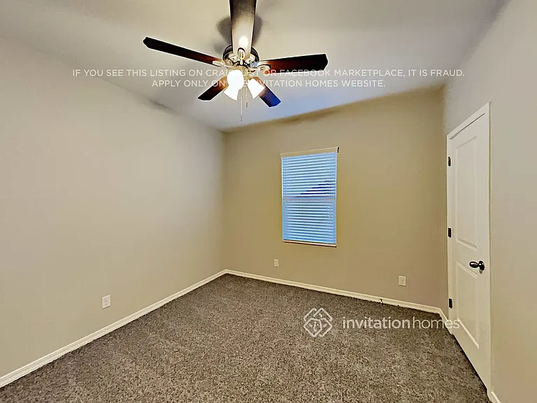 2702 E Omega Dr — Photo 14