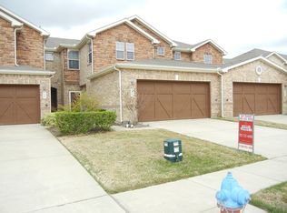 5913 Lost Valley Dr, The Colony, TX 75056
