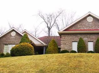 205 Arrowhead Ln, Eighty Four, PA