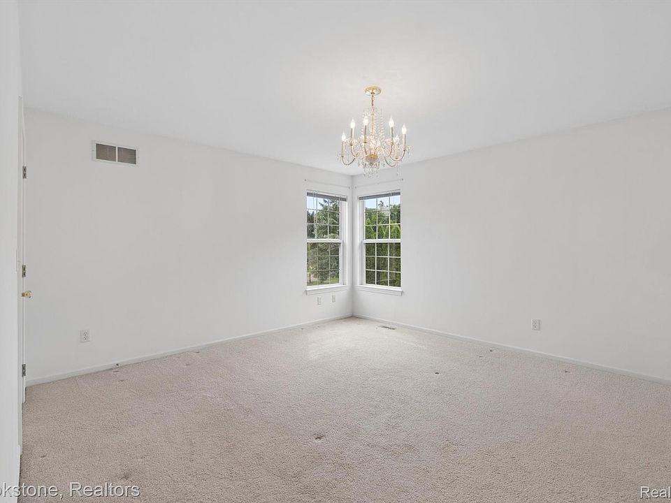 14388 Oak Leaf Trl, photo 24