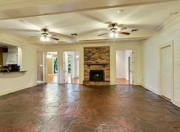 4th image of 213 Shaunell Dr