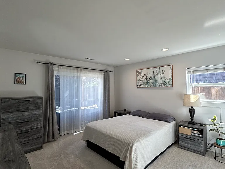 21365 Oakview Dr — Photo 12