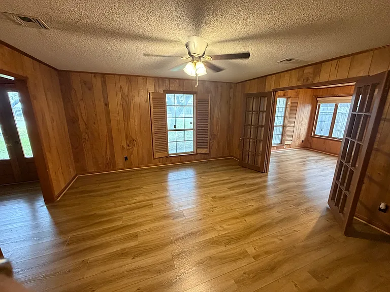 5205 Country Club Dr — Photo 5