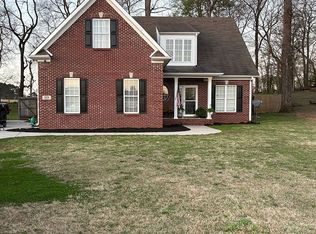 115 Hickory Gln, Huntsville, AL 35811