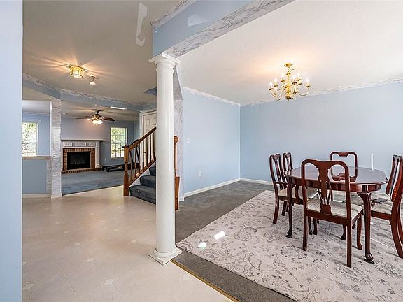 3rd image of 154 Janyce Dr