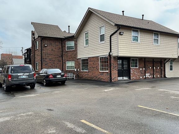 5th image of 320 E Edwards St #10