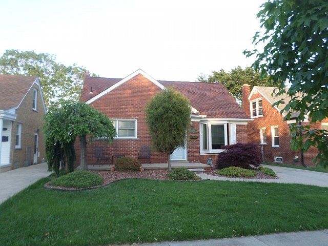 1st image of 8999 Quandt Ave